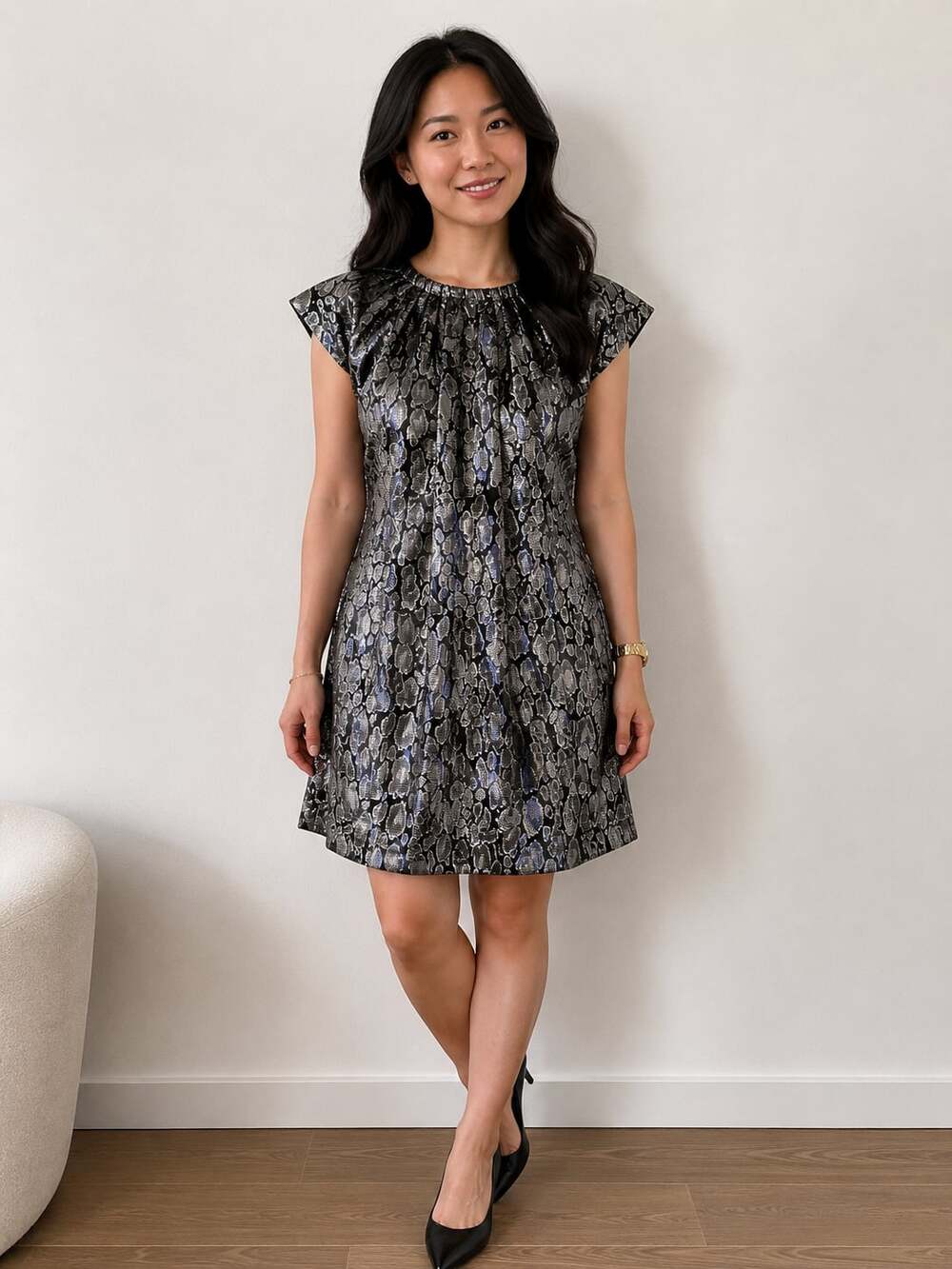 MICHAEL Michael Kors Metallic Animal Print Pleated Neck Dress Size 6
B109JC